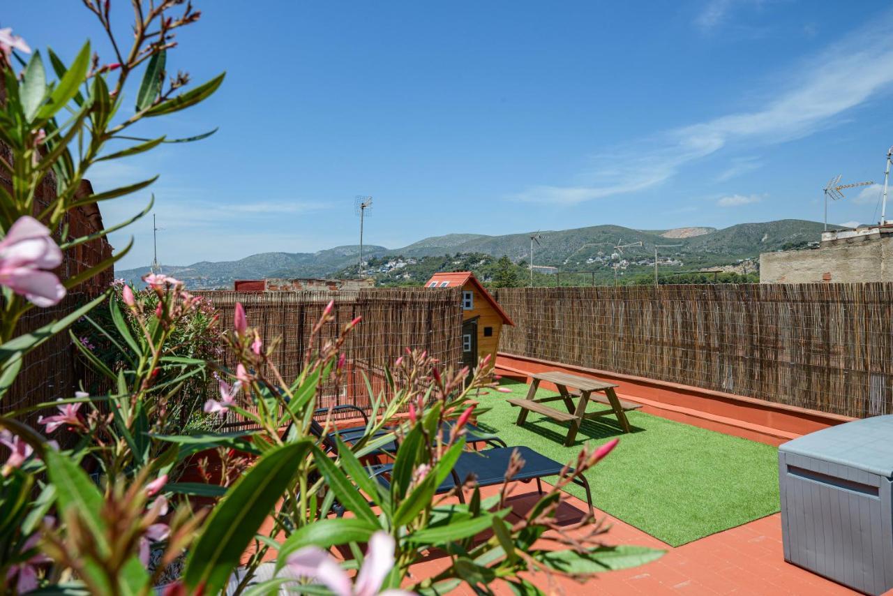 Beach, Restaurants And Views Castelldefels Exterior photo